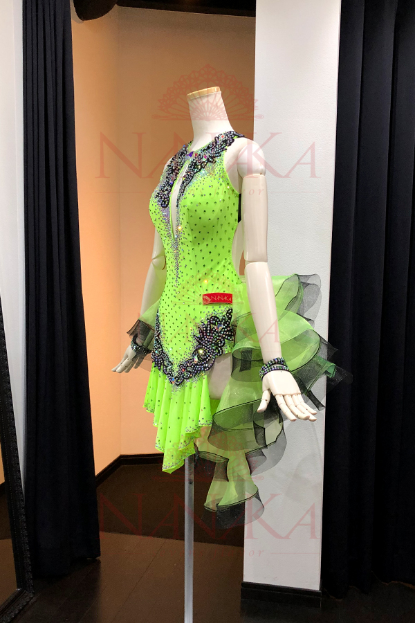 ラテンドレス:LT007002JP20