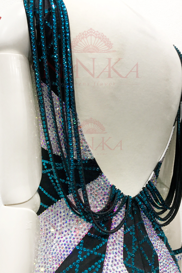 ラテンドレス:LT063012JK17