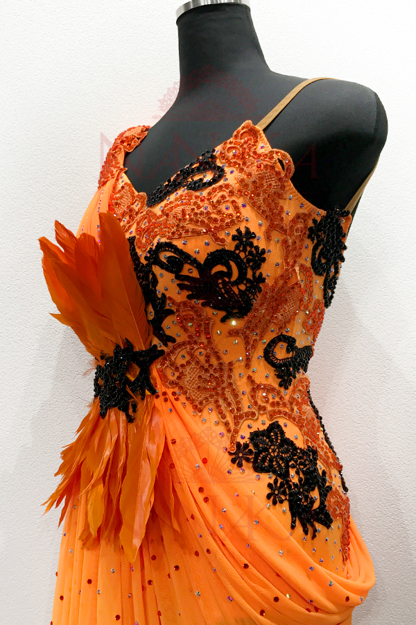 ラテンドレス:LT132001JJ18