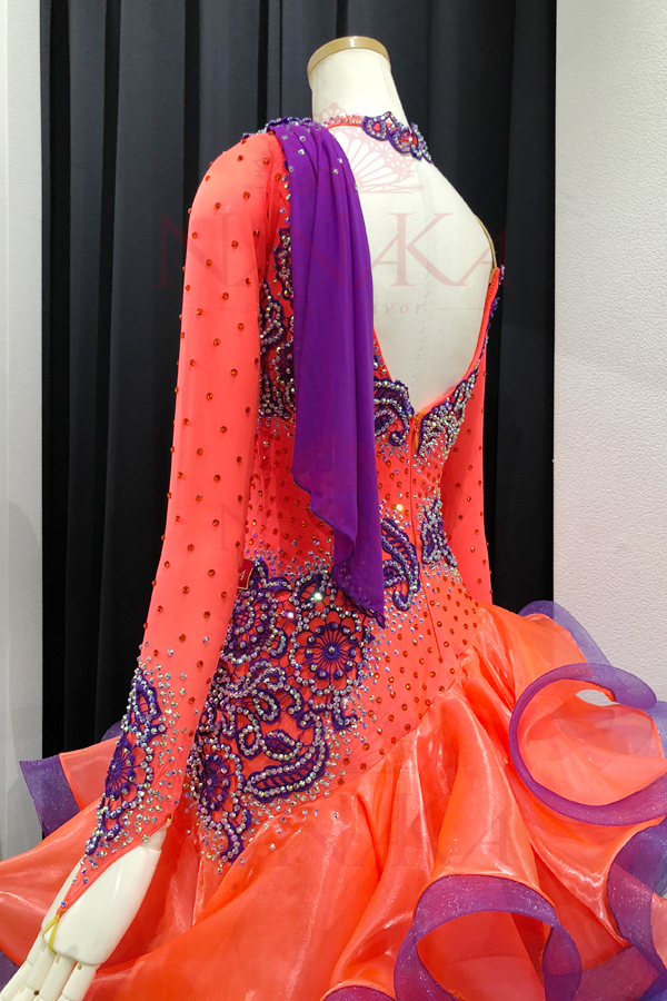 ラテンドレス:LT132004JJ18