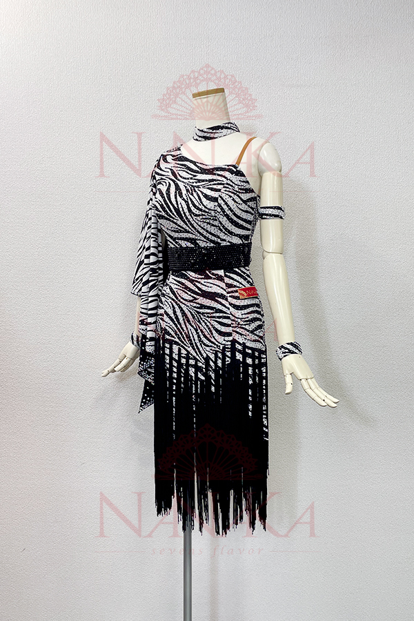 ラテンドレス:LT184002JJ24